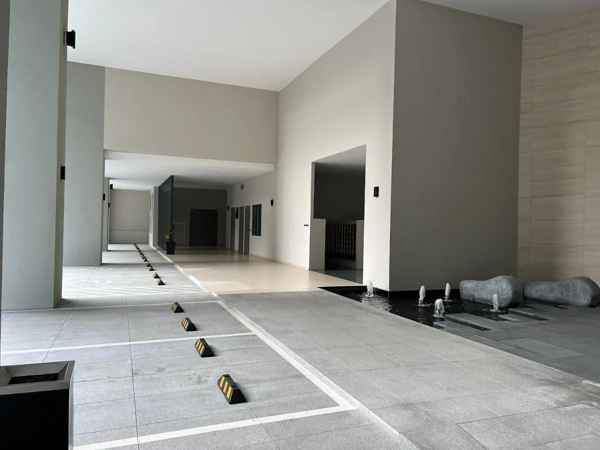 Paradise Suites At Eaton Klcc 吉隆坡 0*,